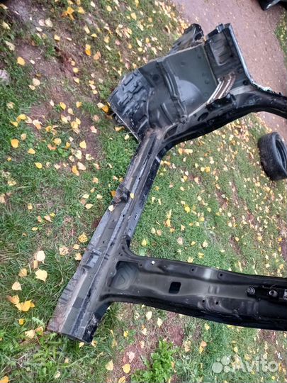 Правая четверть hyundai i30