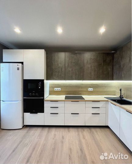 Кухня на заказ Прато. Стильная угловая кухня