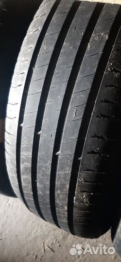 Michelin Latitude Sport 3 235/60 R17