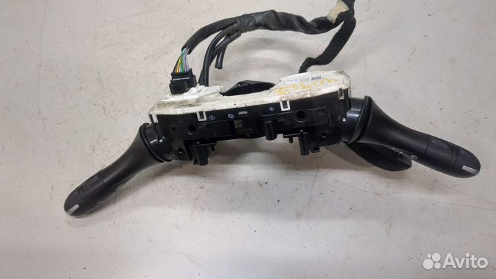 Переключатель поворотов и дворников Renault Kadjar, 2017