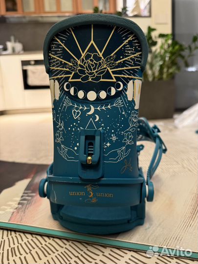 Сноуборд never summer