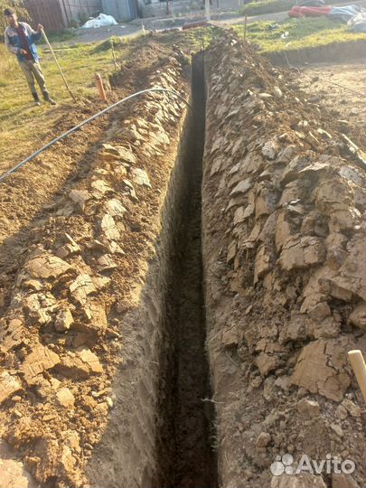 Копка траншей вручную