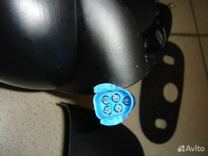 Зеркало заднего вида Scania 4-серия левое