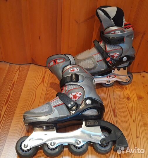 Роликовые коньки