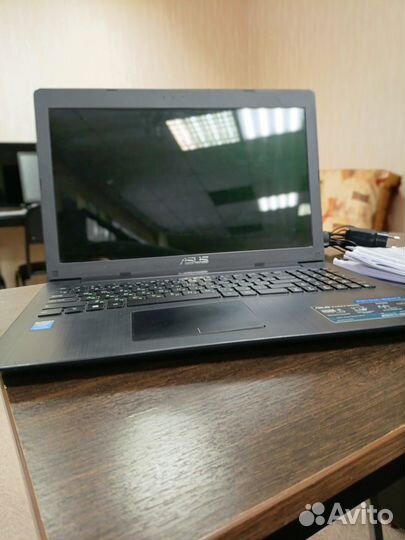 Ноутбук asus