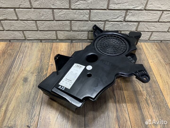 Audi A3 8P Сабвуфер
