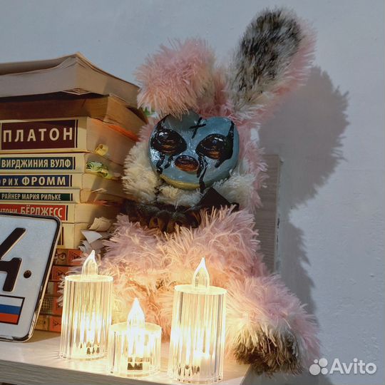 Мягкая игрушка заяц с лицом из глины