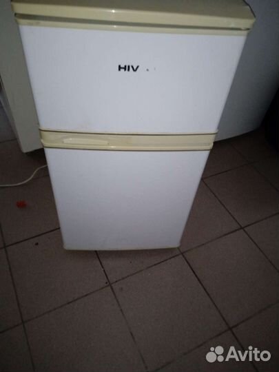 Холодильник маленький