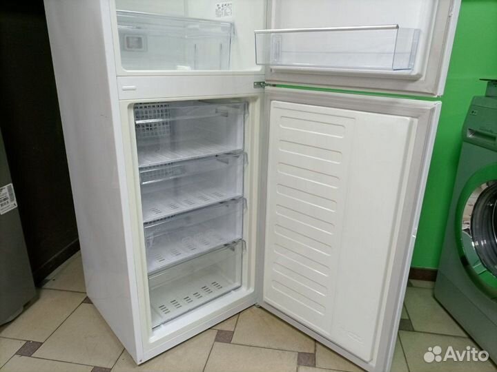 Холодильник узкий бу Beko No Frost. Гарантия