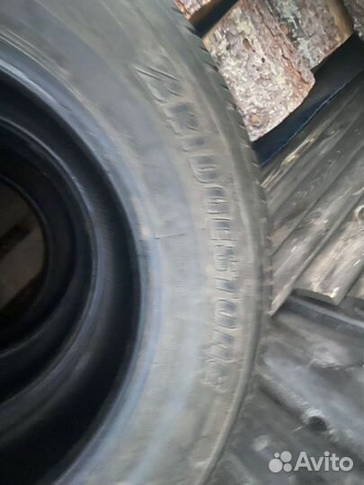 Bridgestone Dueler H/T 225/70 R16