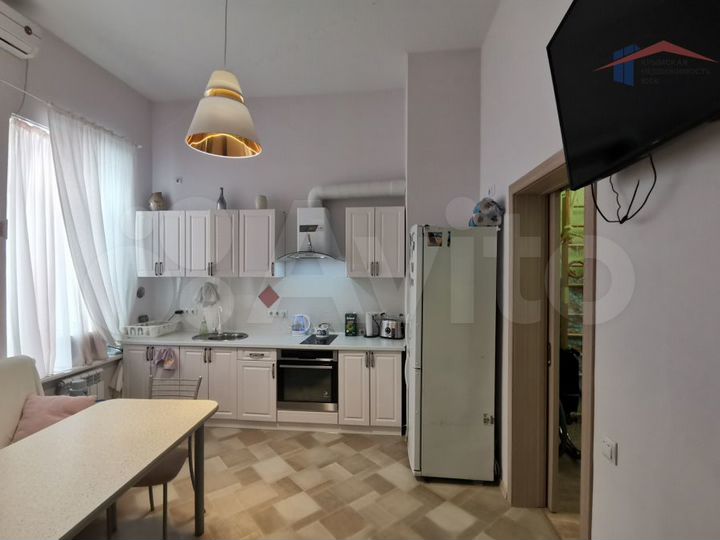 Дом 165,4 м² на участке 2 сот.