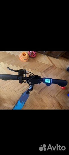 Электросамокат 350w