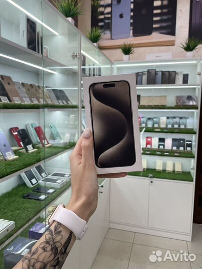 iPhone 15 Pro, 512 ГБ