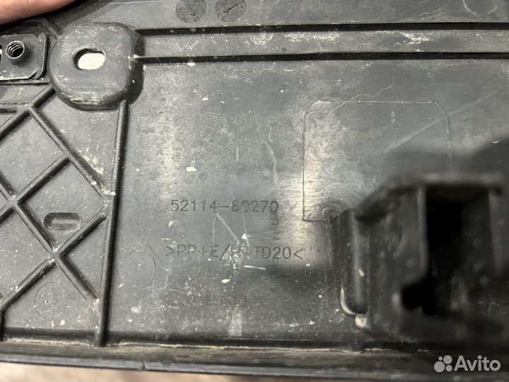 Планка (рамка) номерного знака Lexus Lx -450/570