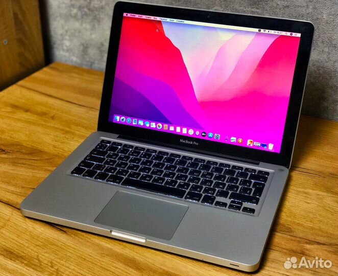 Мощный ноутбук Apple MacBook Pro 13 i5 4/240 SSD