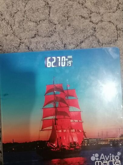 Весы напольные электронные новые