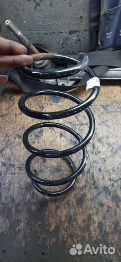 Пружина передняя audi а3 5Q0411105EK