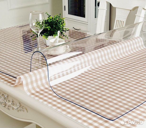 Прозрачная скатерть на стол из пвх (гибкое стекло)