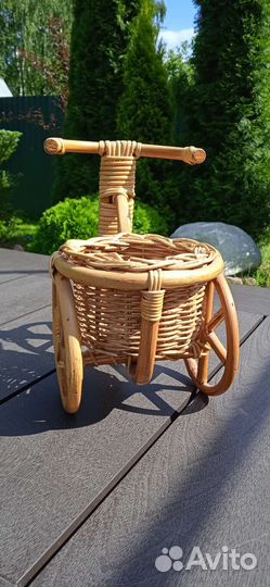 Корзина плетеная