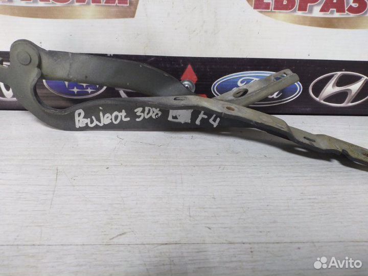 Петля капота передняя левая Peugeot 308 2009