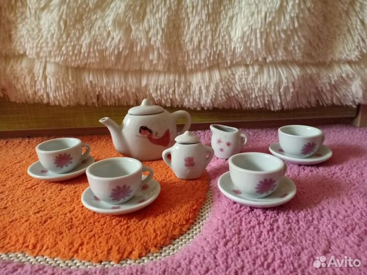 Игрушечный чайный сервиз