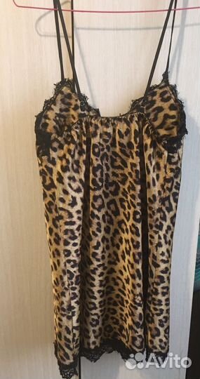 Шелковая ночная сорочка