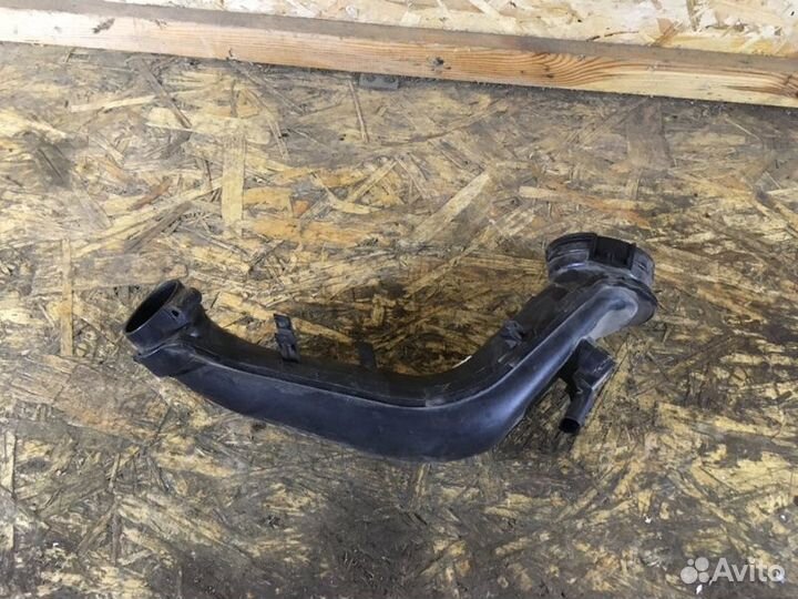 Патрубок интеркулера Volkswagen Jetta седан CAX