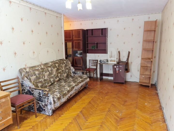 2-к. квартира, 45 м², 1/9 эт.