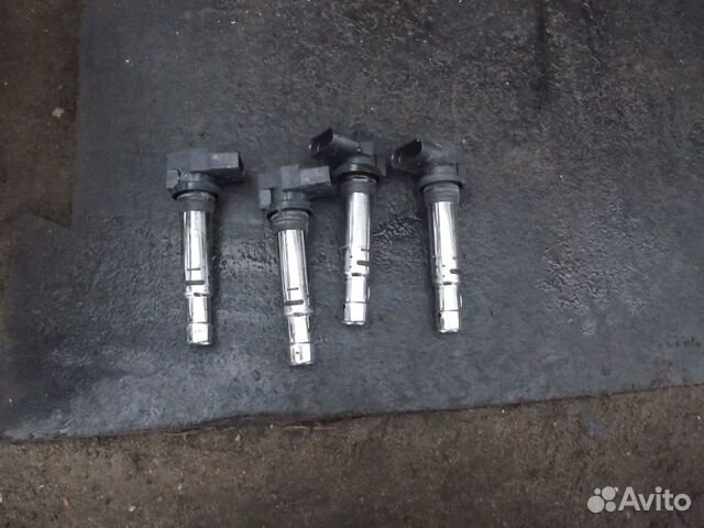 Катушка зажигания Volkswagen Polo 5 sedan 1.6л