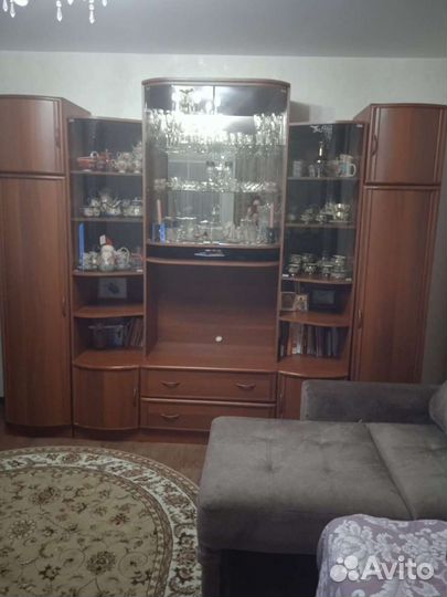 Стенка в гостиную бу