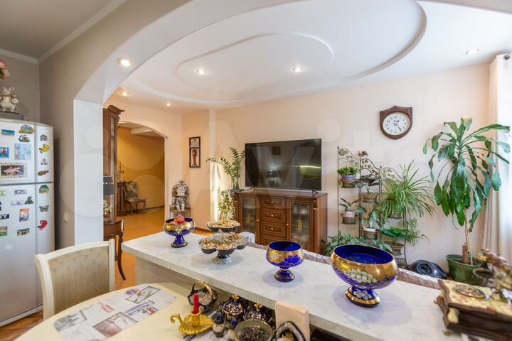 3-к. квартира, 81,4 м², 3/5 эт.