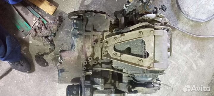 Двигатель 4g64