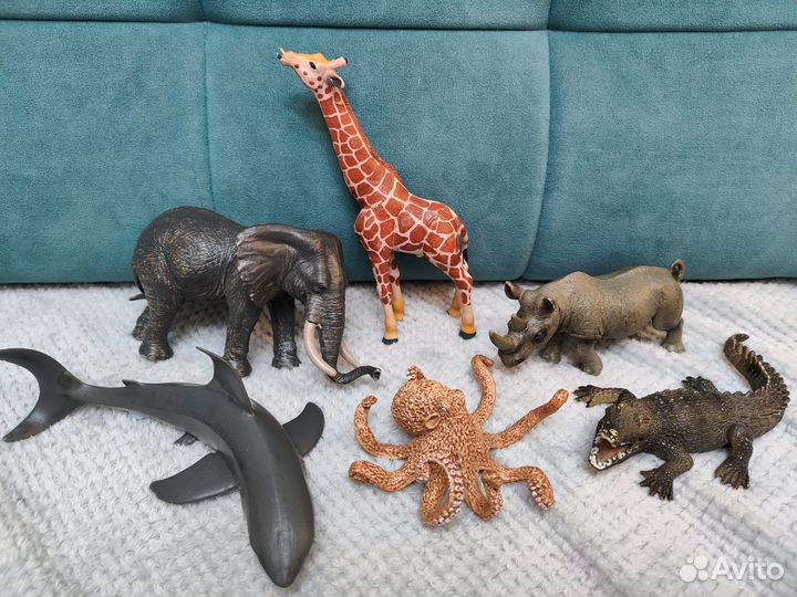 Коллекционное фигурки животных