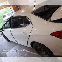 Citroen C4 1.6 MT, 2013, битый, 170 000 км, с пробегом, цена 200 000 руб.