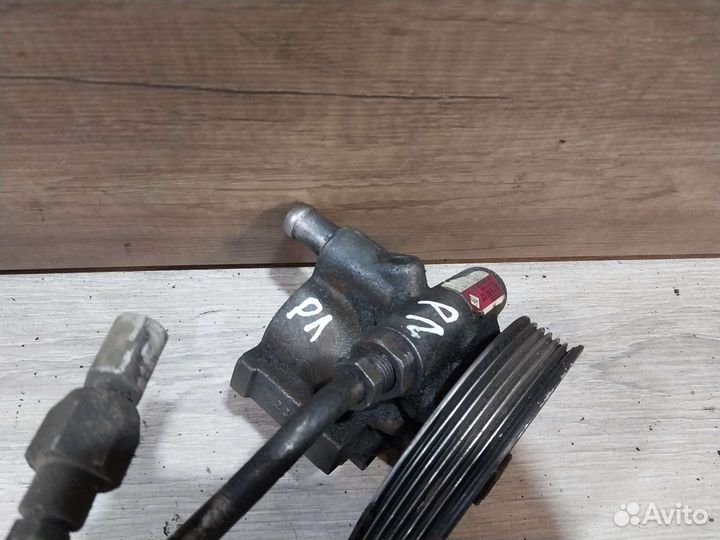 Насос гура Renault Symbol Renault Logan 1.4 K7J