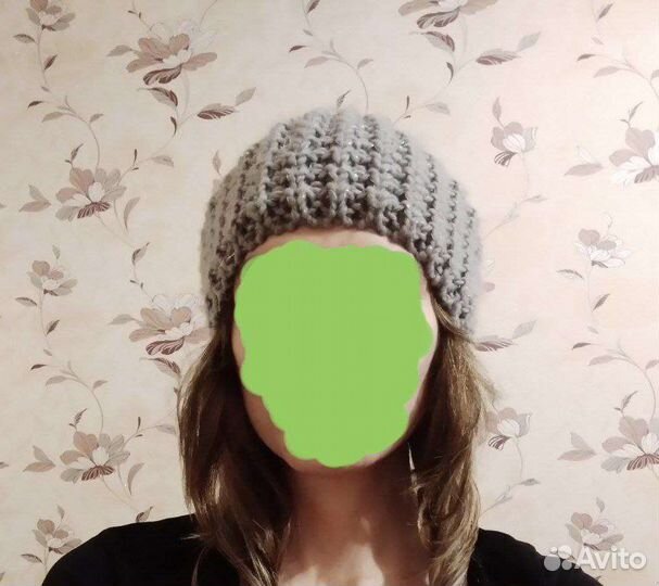 Шапка зимняя серая вязаная