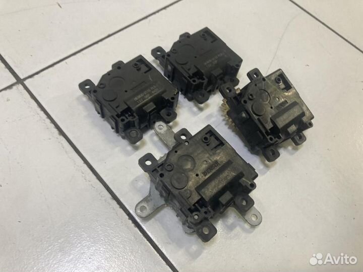 Сервопривод заслонок печки Lexus GS GS350 L10 GRL1