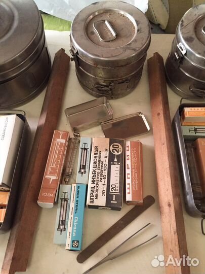 Медицинский бикс, стерилизатор и всё остальное