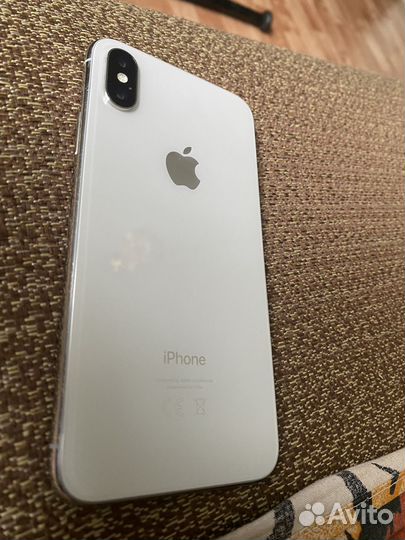 Телефон iPhone x 64Gb