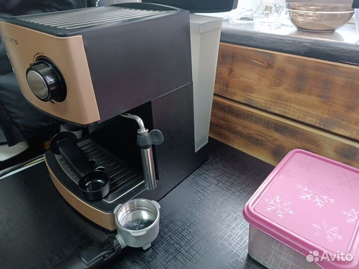 Кофеварка polaris