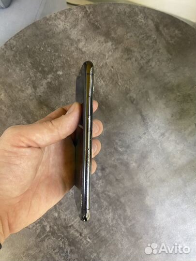 iPhone X, 64 ГБ