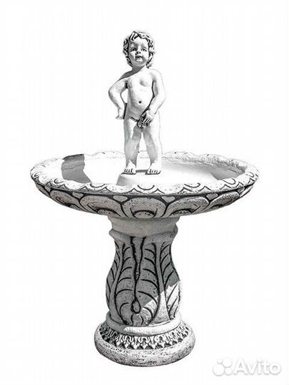 Скульптура фонтан писающий мальчик