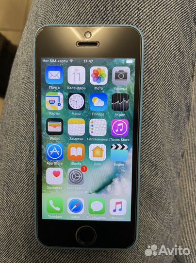 Телефон iPhone 5C