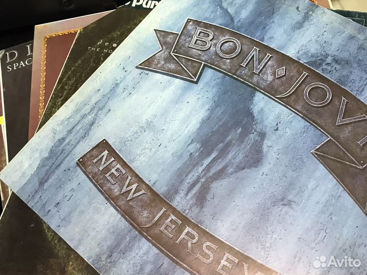 Виниловая пластинка приобрету.продам