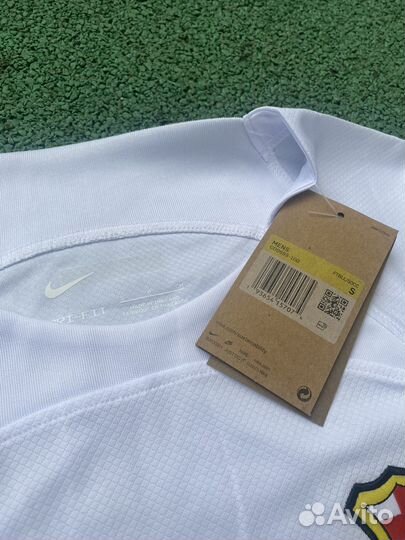 Футбольная форма Барселона белая