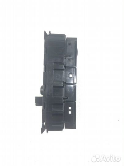 Блок кнопок Mercedes-Benz Glc-Class X253 651.921