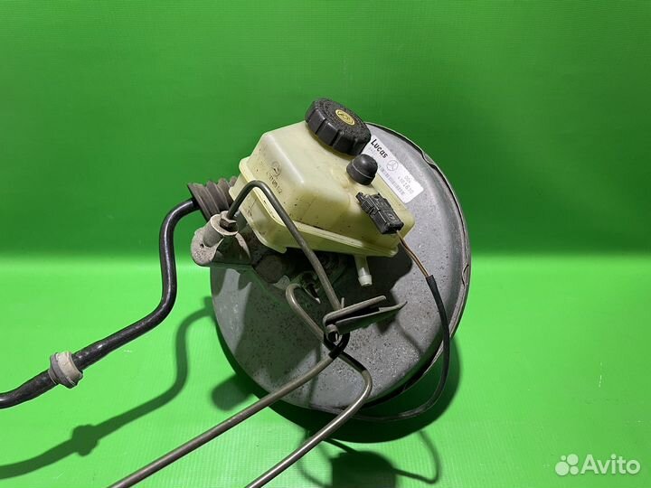 Вакуумный усилитель тормозов Mercedes W202