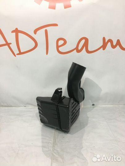 Резонатор воздушного фильтра honda accord 8