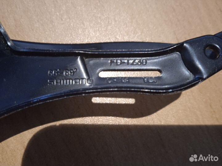 Передний переключатель shimano