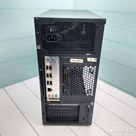 Игровой пк (Xeon E5, GT1030, RAM 16GB, SSD 256)